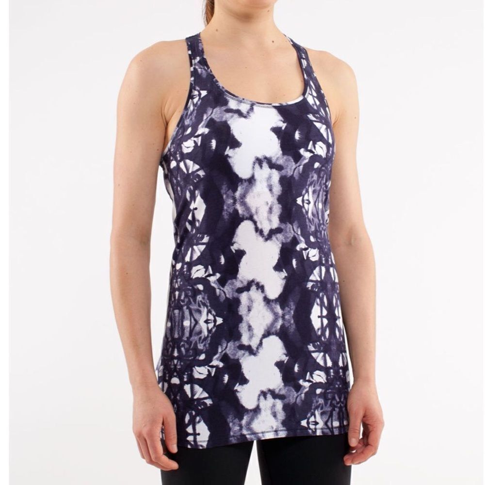 𝅺lululemon Every Yogi Tank Top Racerback Ink Blot White Deep Indigo 6